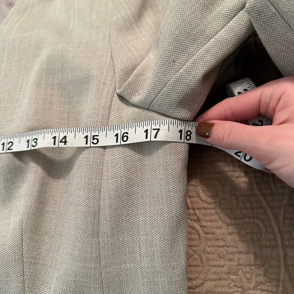 Calvin Klein skirt suit set - Picture 6 of 11